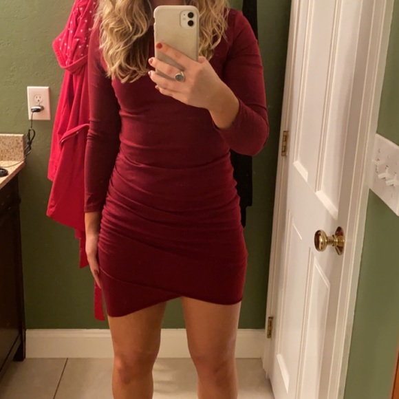Red Long Sleeve Dress - Picture 2 of 4